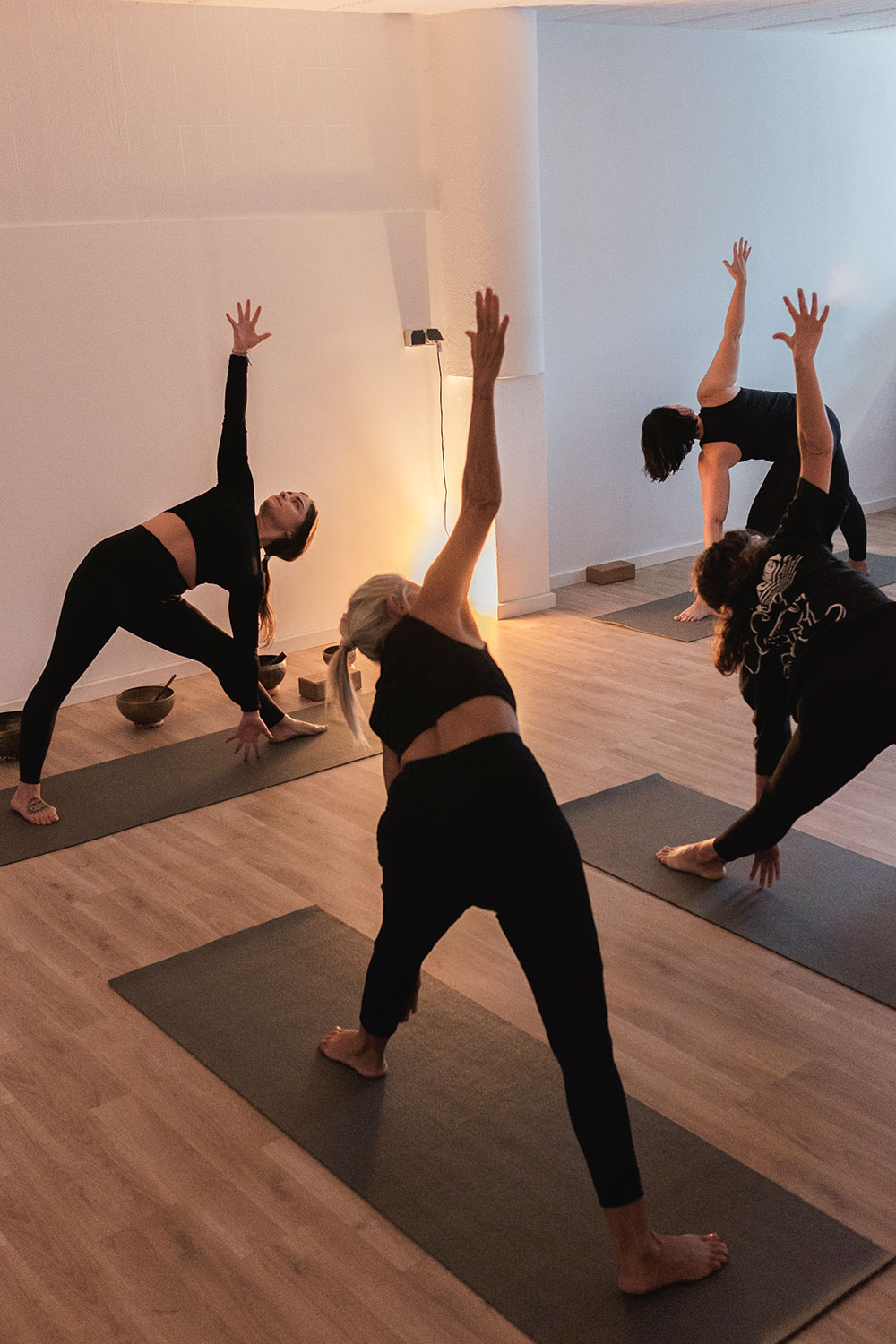 Clases grupales de yoga
